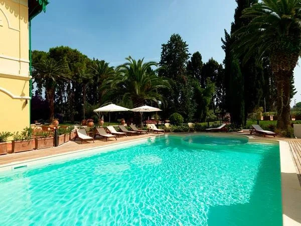 Villa Rosella Resort