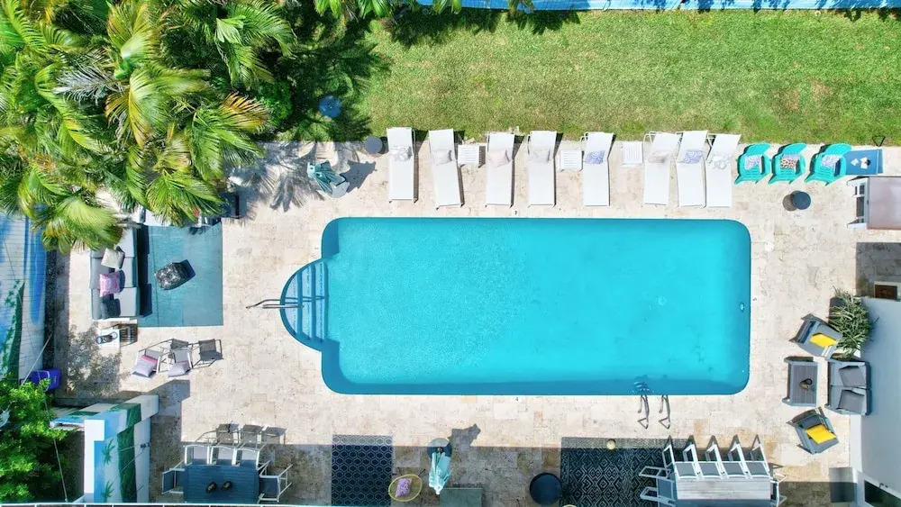 Seabreeze - 6BR Pool and Steps to Beach