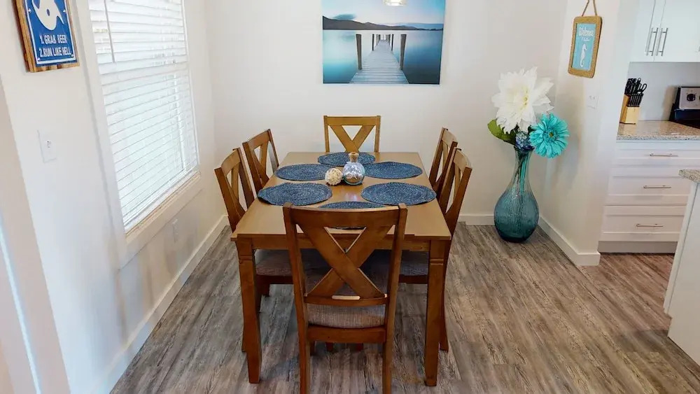 Hipnautic 2 Bedroom Condo