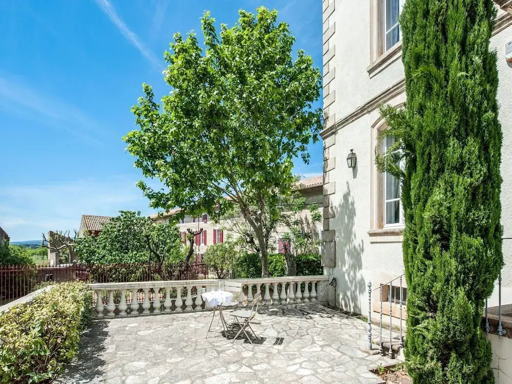 Elegant Holiday Home Near the Canal du Midi