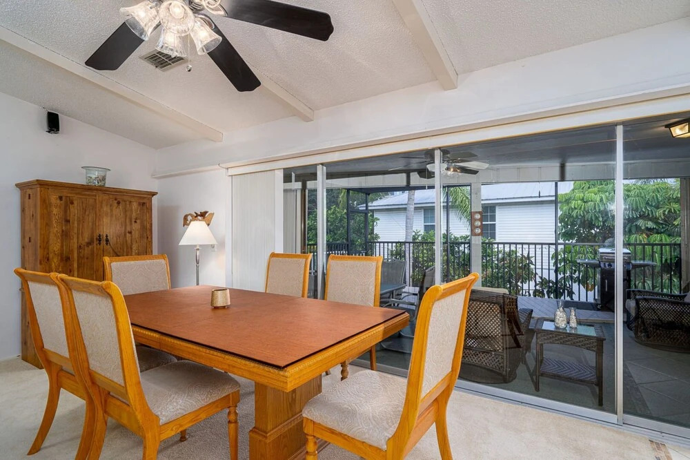 5394 Palmetto St - Villa Palmetto by Coastal Vacation Properties