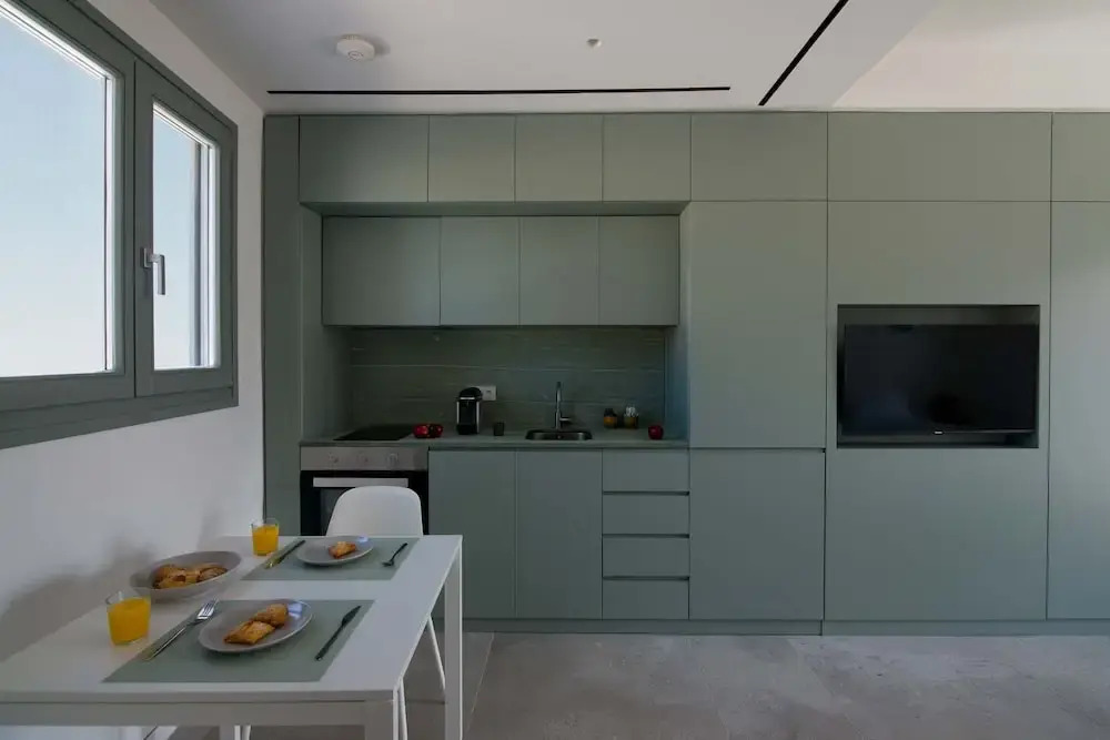 elegant stay centrally in Rethymno