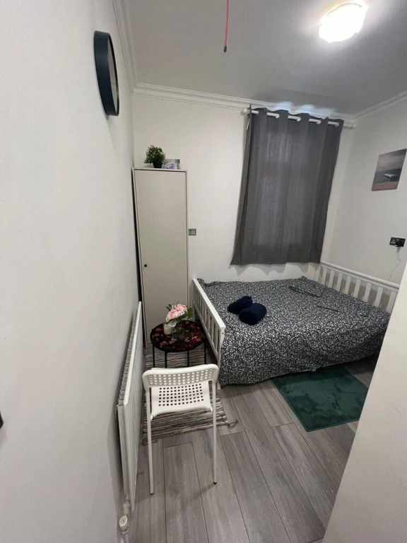 Lovely Apartment Close to Acton Central Station