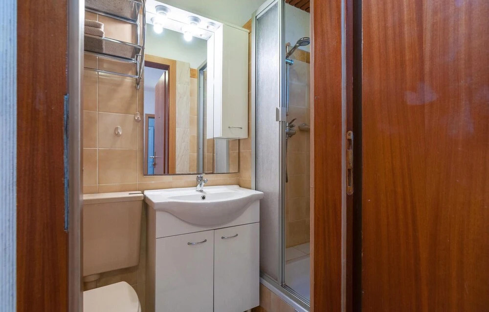 Awesome Apartment in Splitska With 2 Bedrooms and Wifi