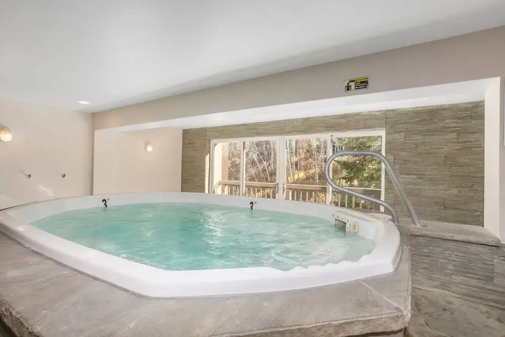 303 Fallridge Condominiums 3 Bedroom Condo by RedAwning