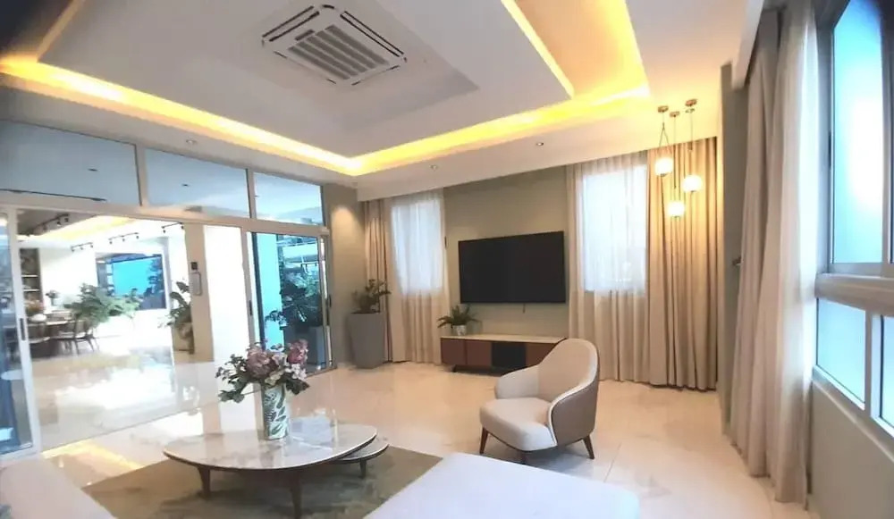 Luxury 3-bedroom Apartment With Pool in Naco, Santo Domingo
