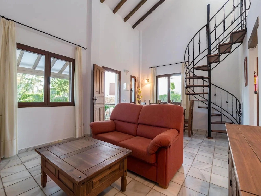Ibipozo Vacation Home With Pool