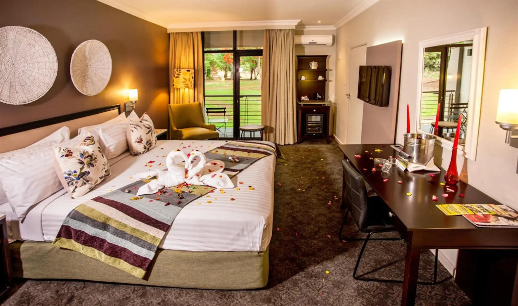 Sabi River Sun Resort