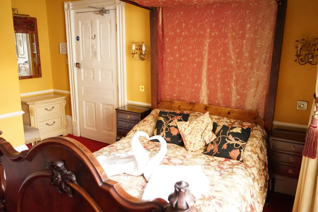 Regency Hotel