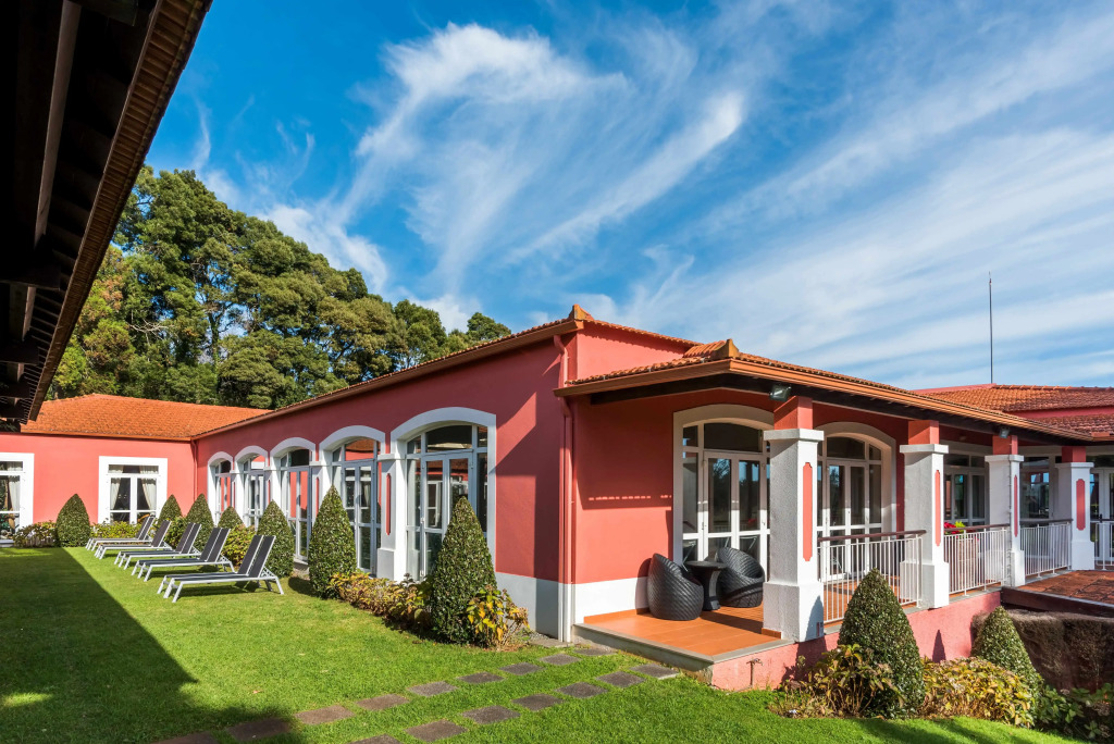 Отель Enotel Santo da Serra