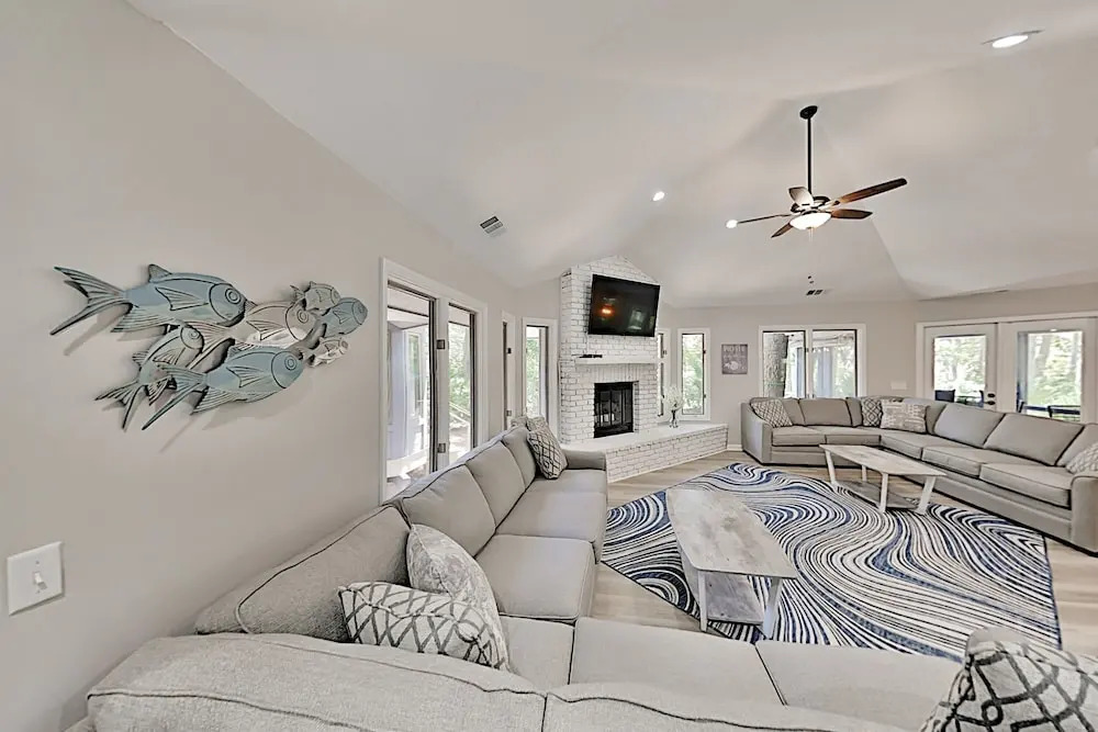 Modern Palmetto Dunes Estate - Steps to Beach! home