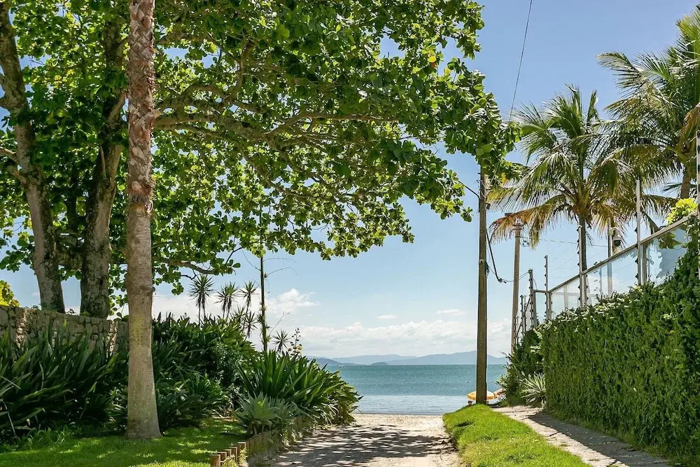 Cozy Two-story House Just 120m From the Beach! EDE