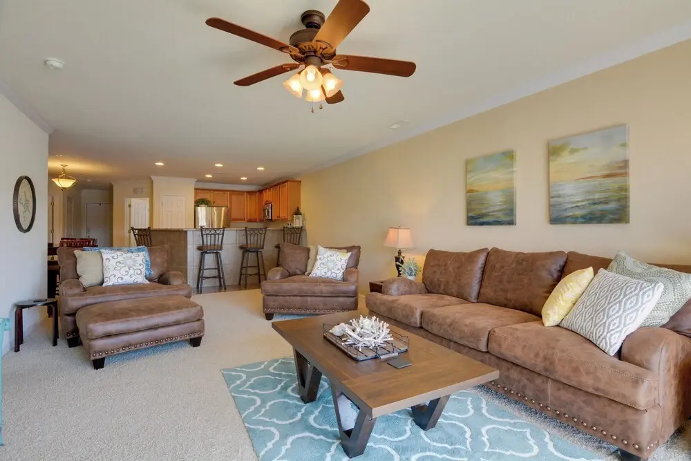 Lake Views & Pool Access: Osage Beach Condo