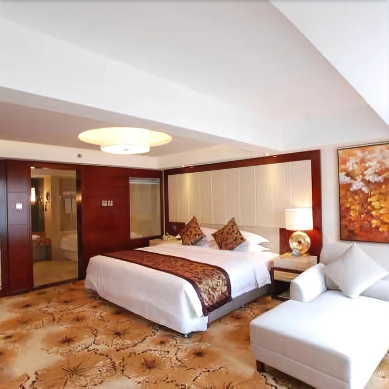 Yifang Holiday Hotel