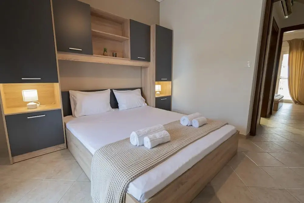 Theano Apartment by Rentalspro