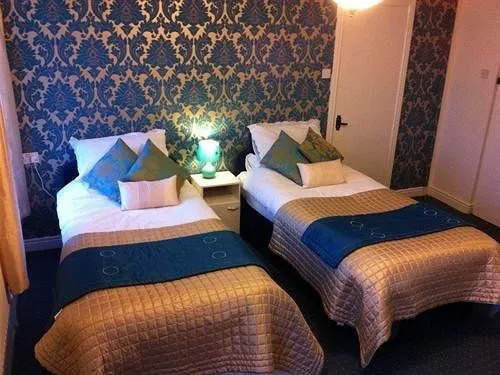 The Farmers Arms Inns