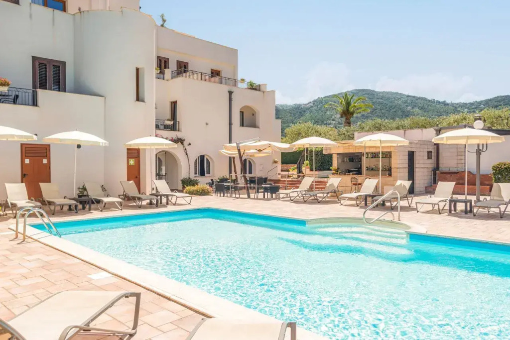 Hotiday Cefalù Mazzaforno