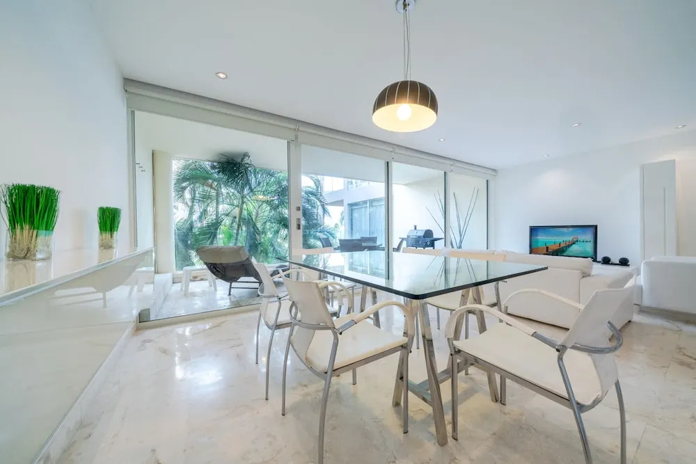Luxury Complex - Infinity Pool and Private Beach Club - At The Elements Condos 108