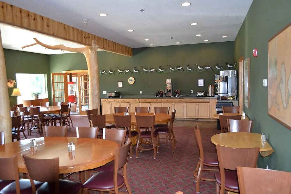 Crooked River Lodge