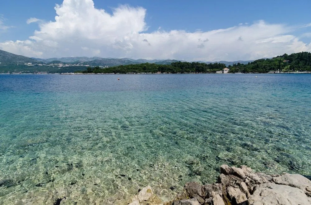 Sea View Apartment Maćus