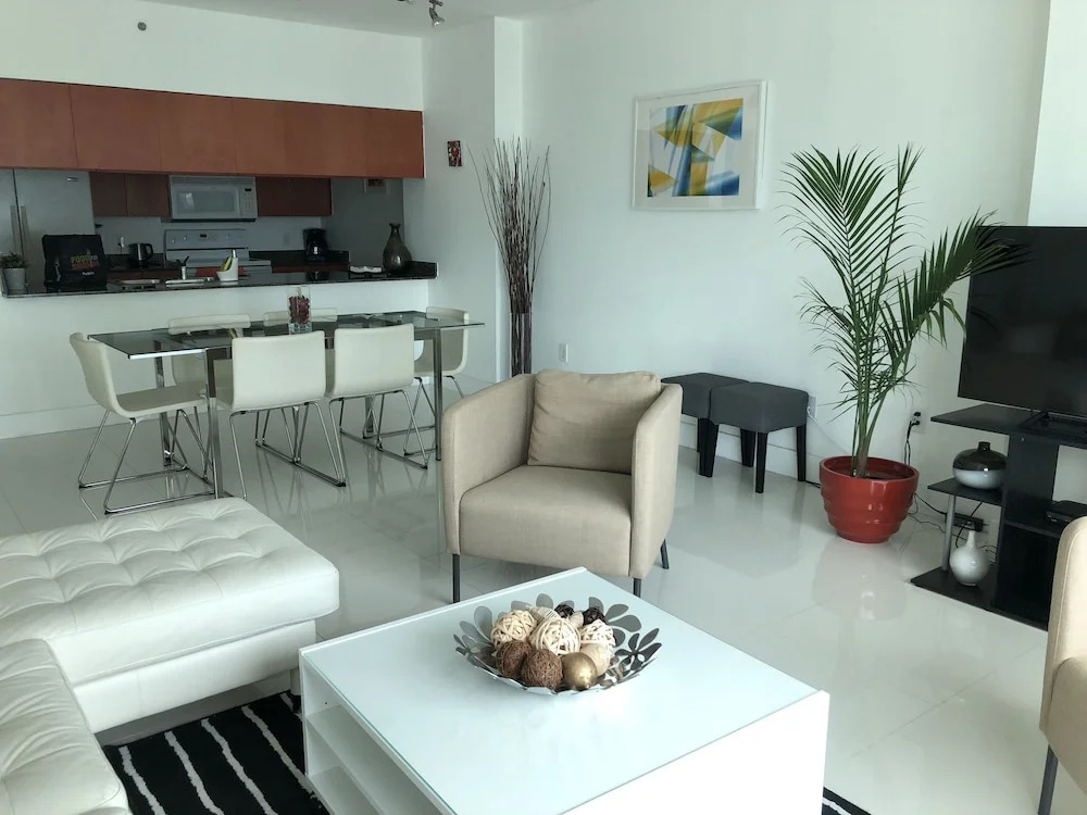 Amazing apartment in the Heart of Brickell