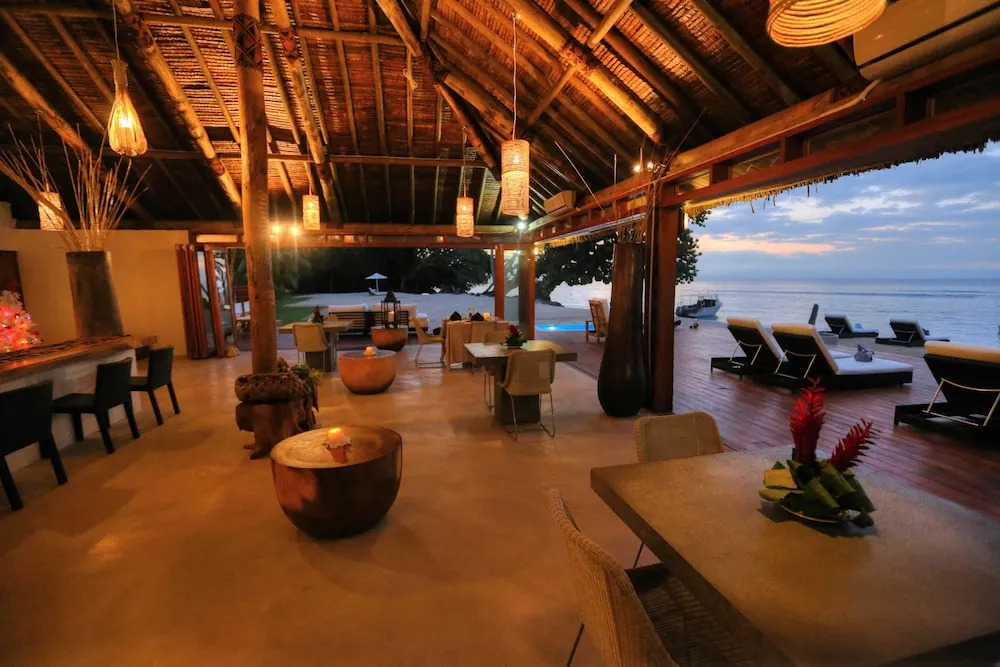 Tides Reach Resort