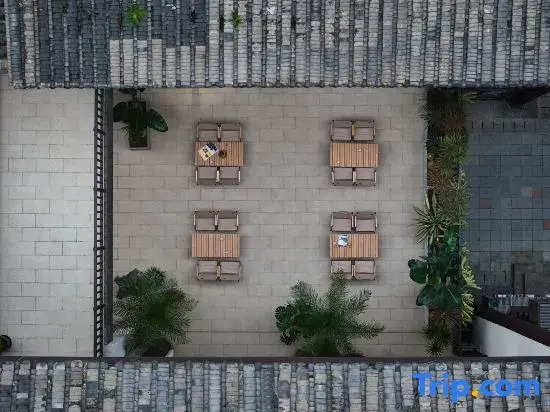 Leshan Giant Buddha Scenic Area River View Hotel [ The most popular hotels for tourists]