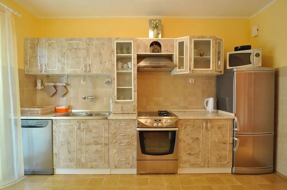 Spacious 100m2 apt W.big Terrace & Great sea View