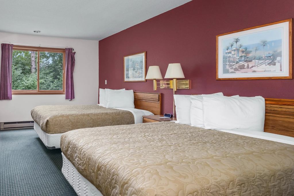 Wautoma Inn by OYO near Airport WI 73