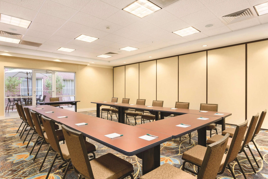 Homewood Suites Atlanta Airport North