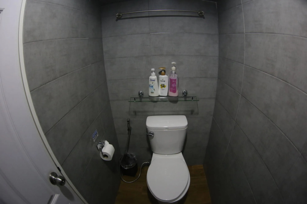 Ashi Poshtel