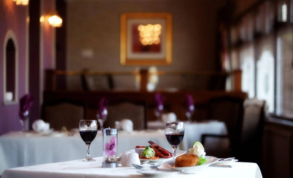 The Lodge Hotel