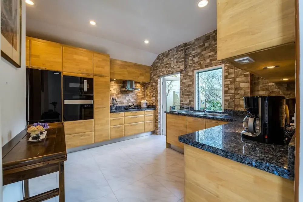 3 Bedroom Pool Villa in Great Location STV