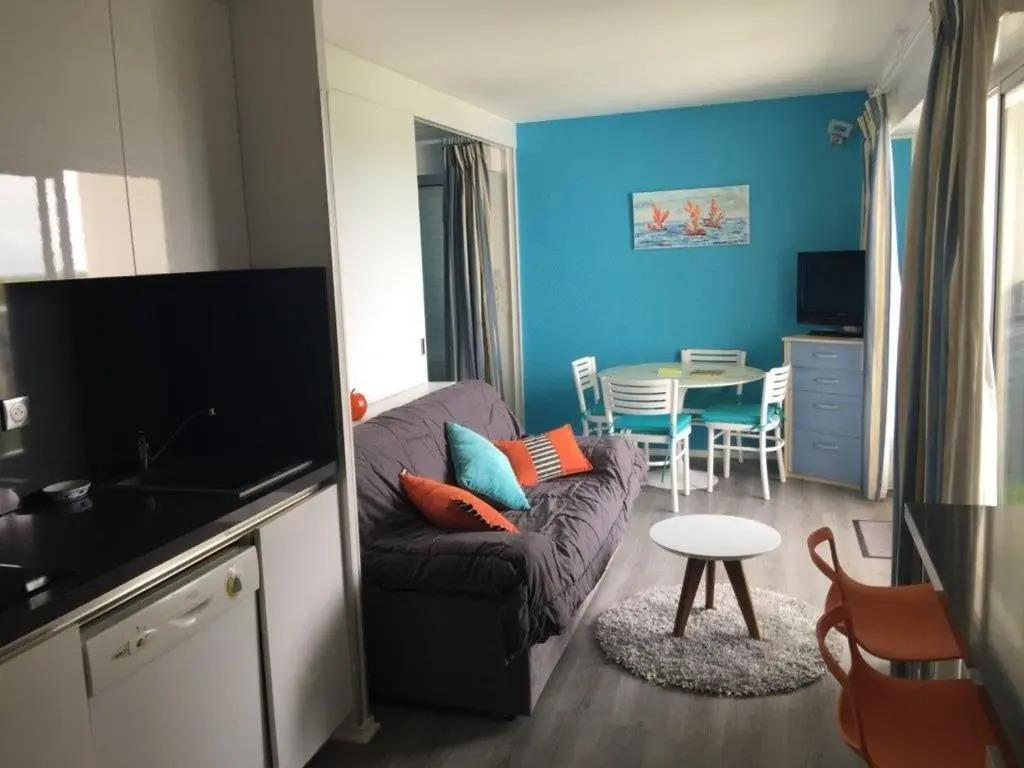 Appartement Royan, 2 pièces, 4 personnes - FR-1-494-66