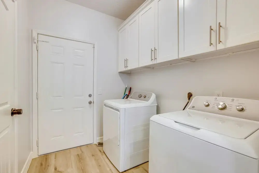 Pet-friendly Duplex Unit in Southwest Houston