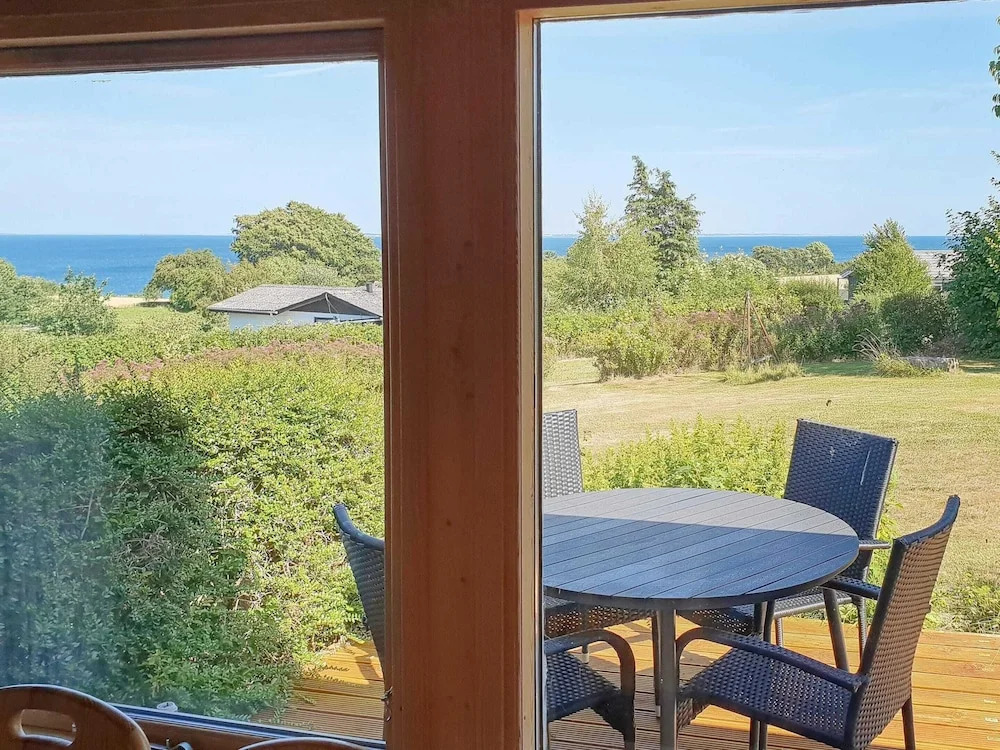 Rustic Holiday Home in Augustenborg near Sea