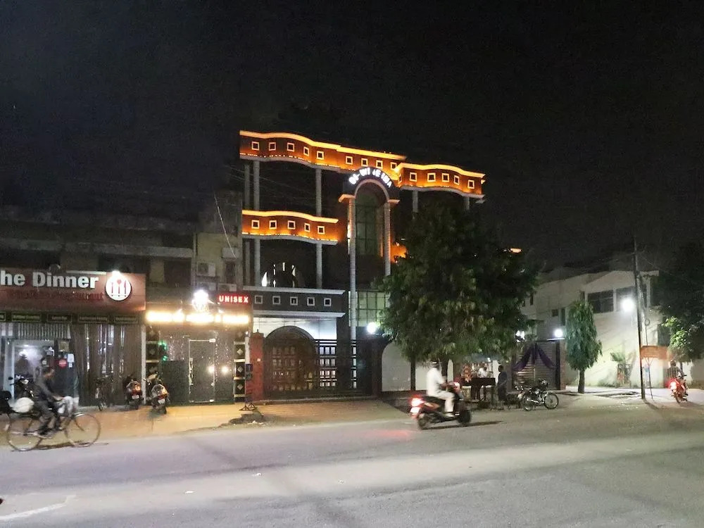 Oyo 22763 di Wine Inn