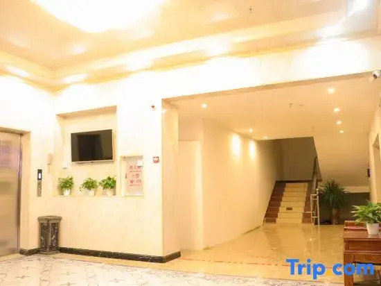 Huizhou Xinghe Business Hotel (North Railway Station)