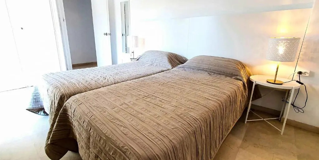 SKOL 233. Wonderful Two Bedroom Apartment in Marbella Center.