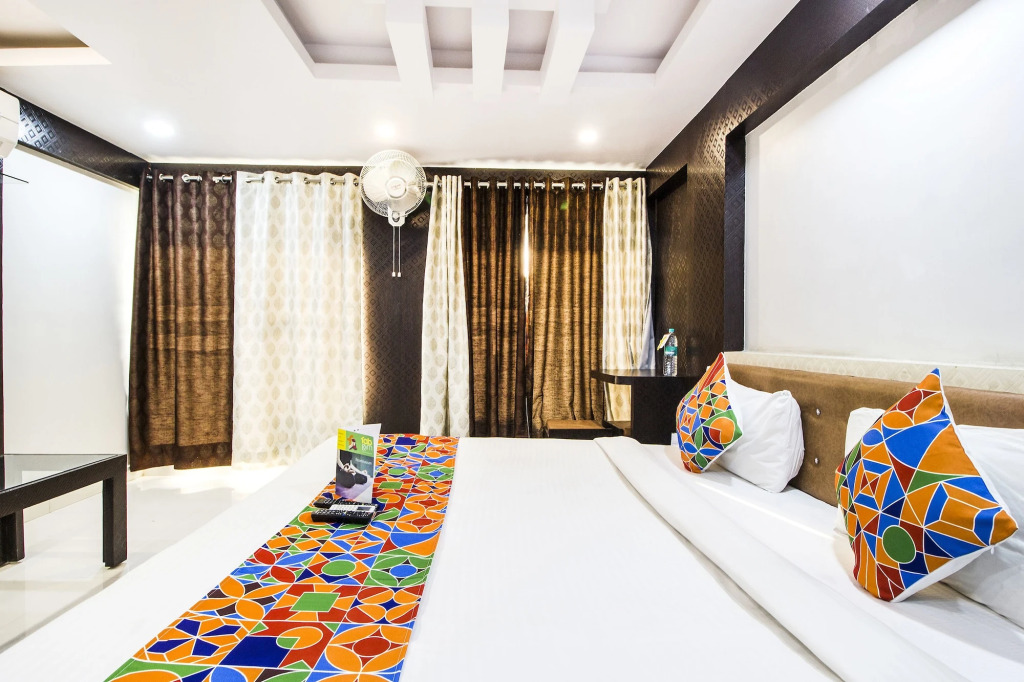 FabHotel SK Palace