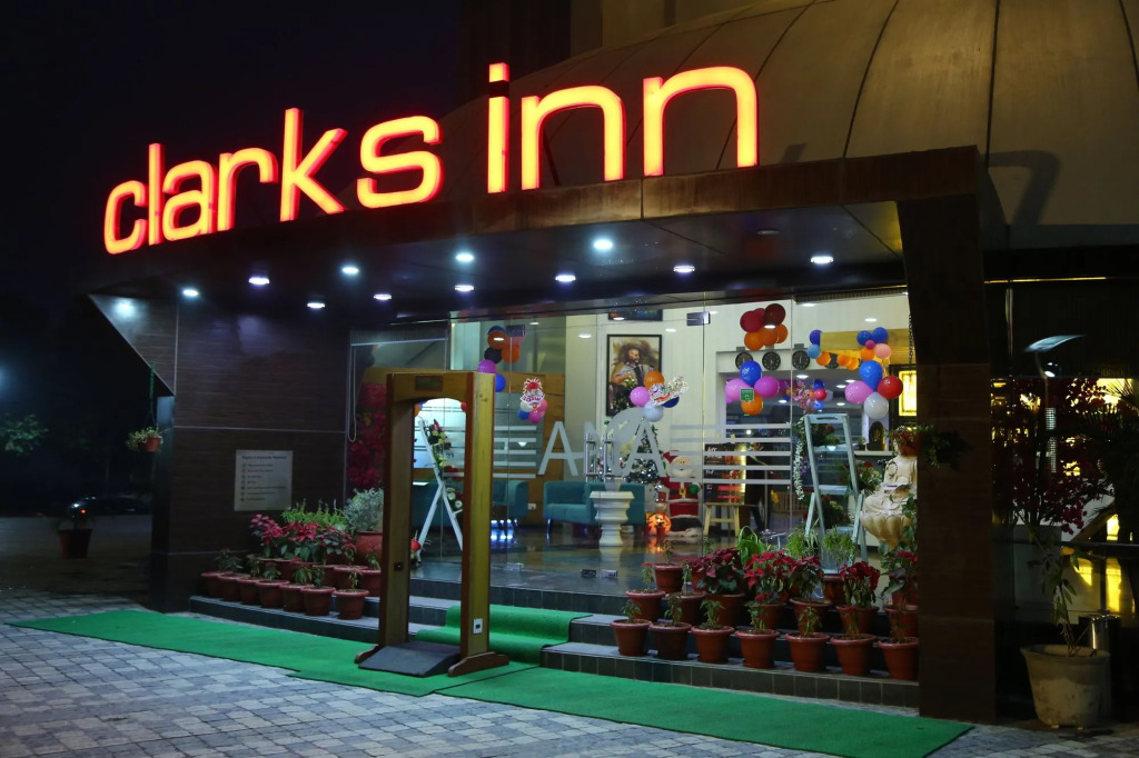 Ana Clarks Inn, Panchkula