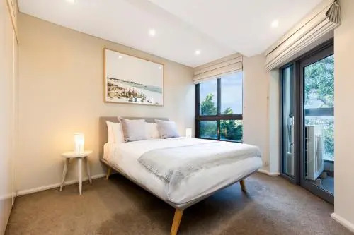 North Sydney Fully Self Contained Modern 2 Bed Apartment (16Wal)