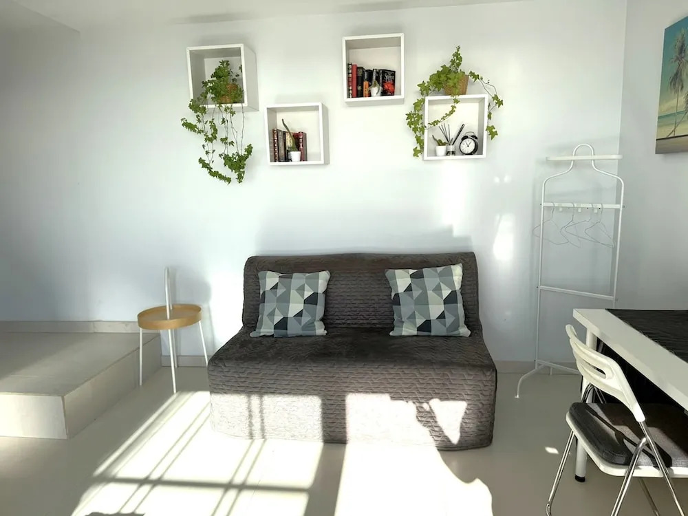 Peaceful Studio Apartment With Amazing Views