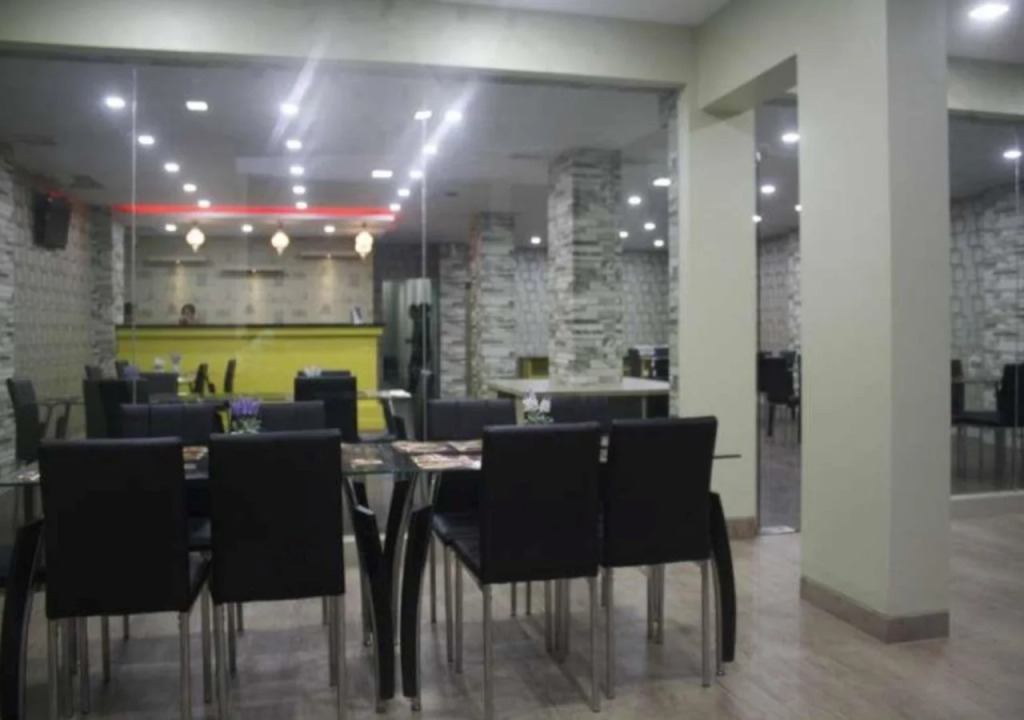 Pare Beach Hotel