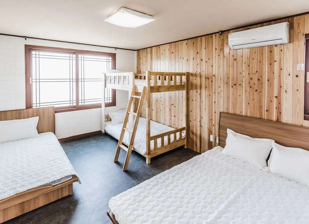 Jejucloudy Field House Pension
