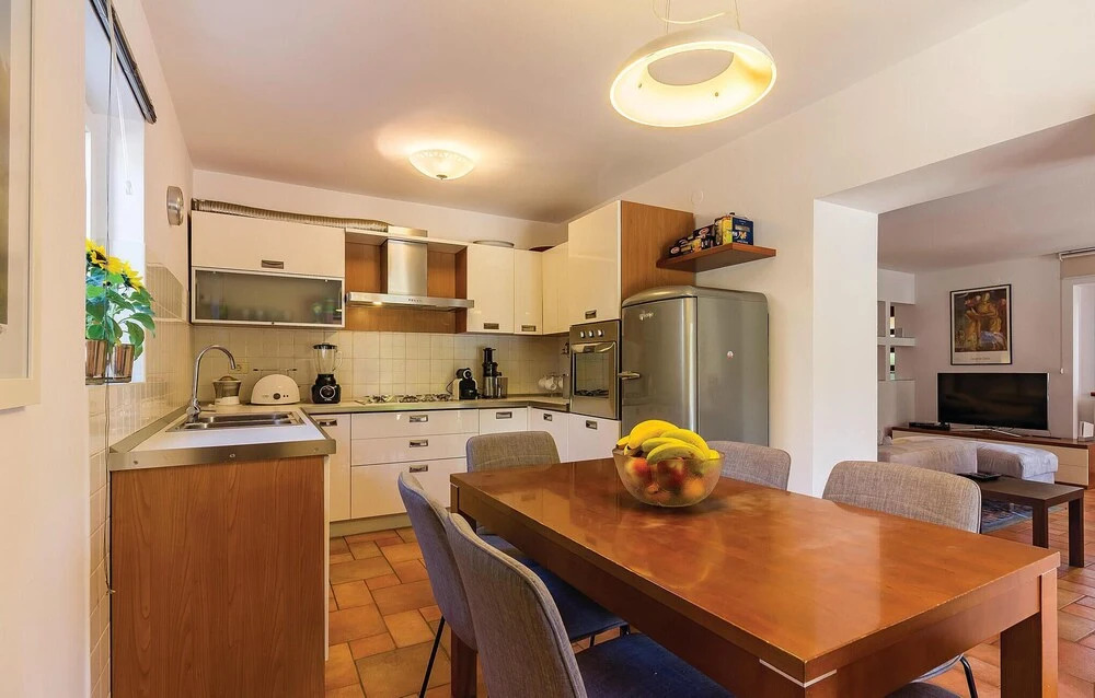 Nice Home in Pula With Wifi and 4 Bedrooms