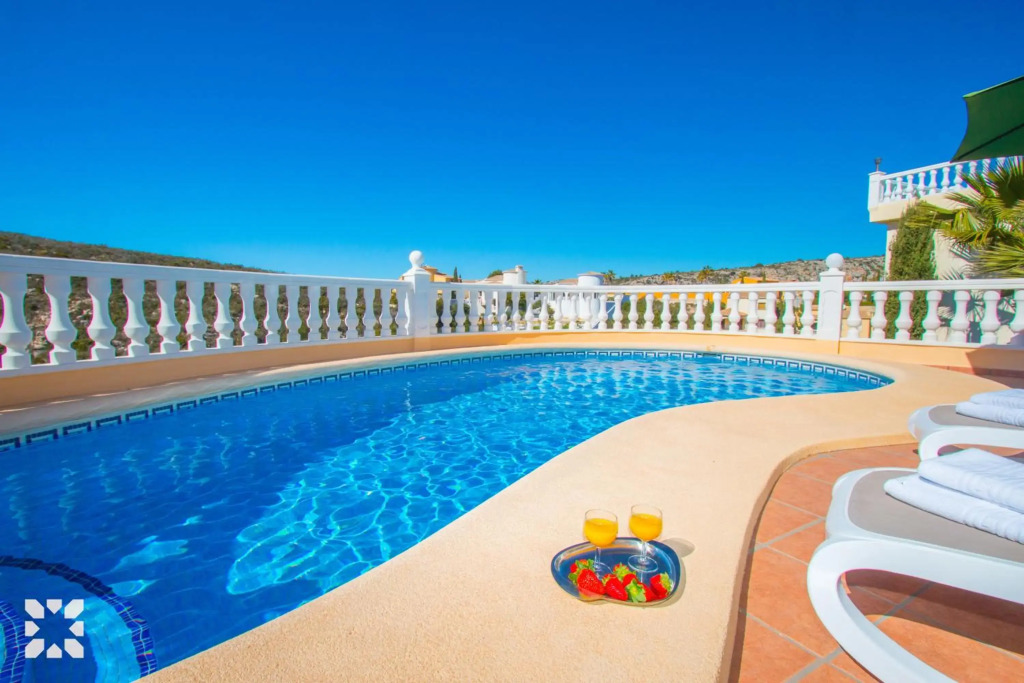 Villa Octavio by Abahana Villas