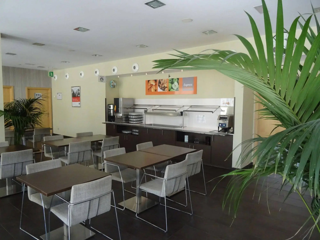 Holiday Inn Express Sant Cugat by IHG