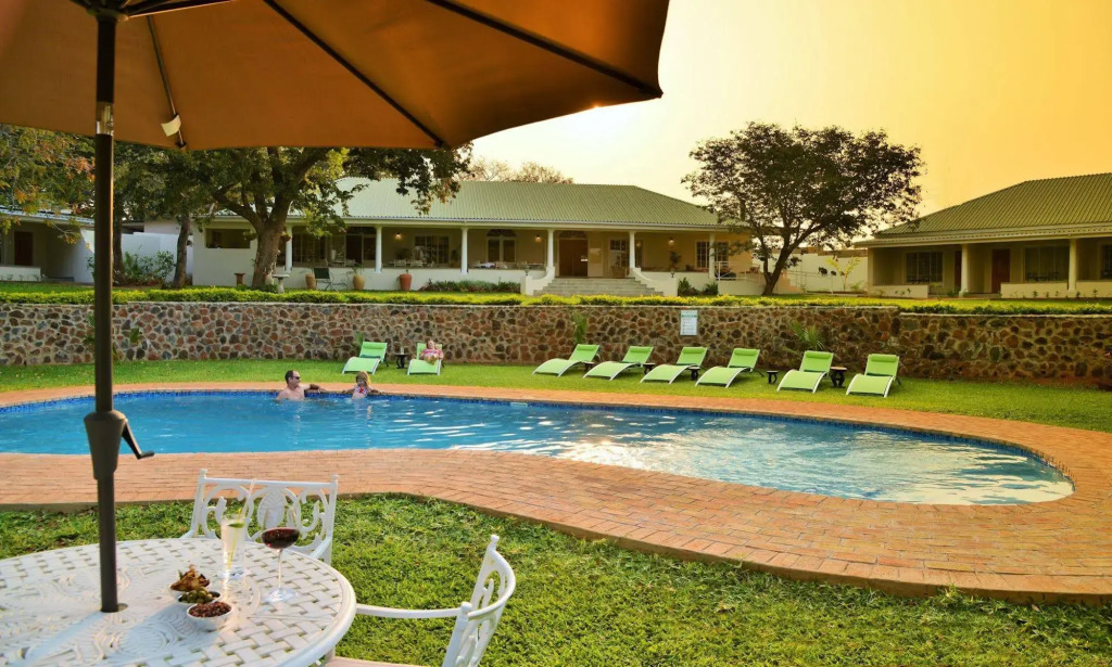 Batonka Guest Lodge