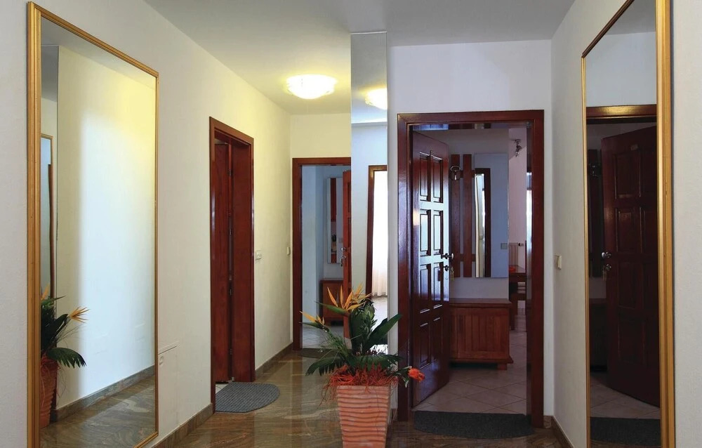 Nice Home in Pula With Wifi and 5 Bedrooms
